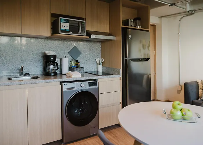 Apartment Praga 9 Amazing 1br Great Location *
